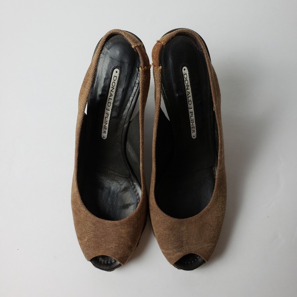 COPY - 403 Donald Pliner Ming Wedges brown canvas 7M - Picture 2 of 8